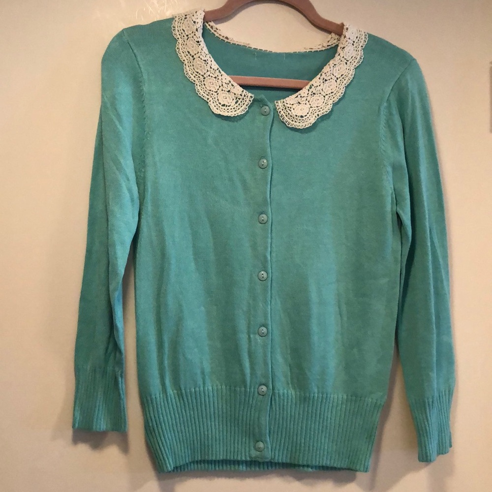 Women's Teal Cardigan with Lace Collar